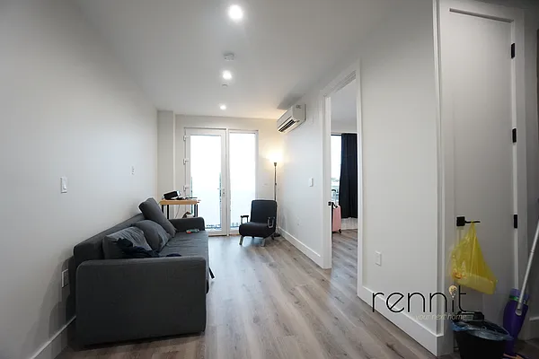 Rented by Rennit Inc. | media 22