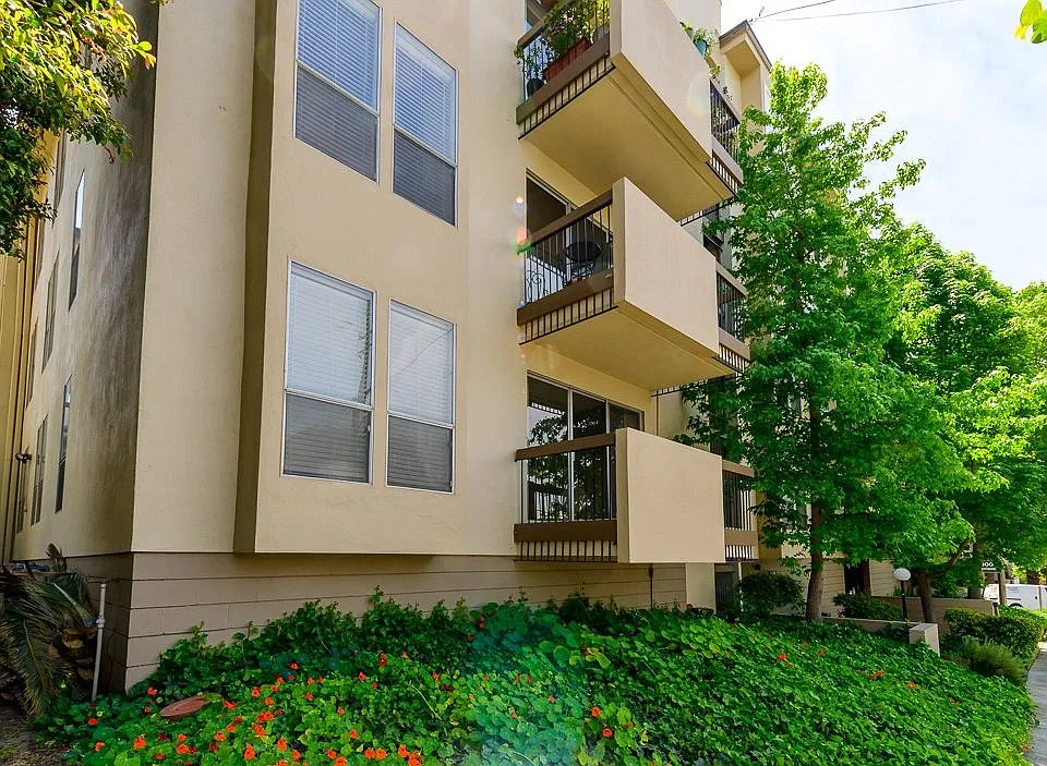 Bayo Vista Apartments