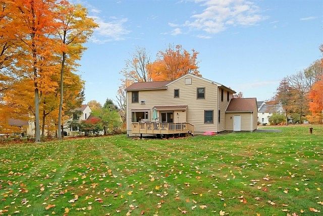 2nd image of 6 Conkling Rd
