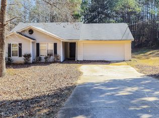 370 E Country Woods Dr, Covington, GA 30016