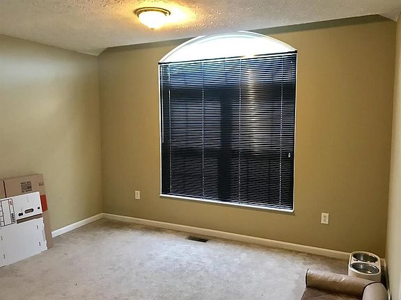 5th image of 25 Maisie Ln