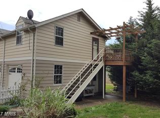 5818 Tilbury Rd #B, Alexandria, VA 22310