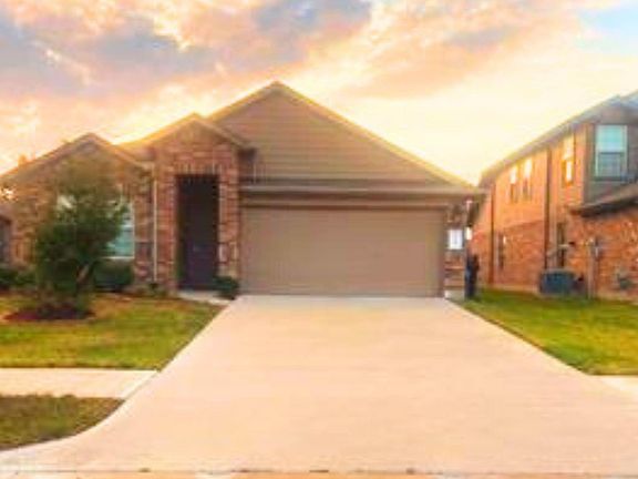 2nd image of 8310 Rose Petals Ln