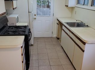 554 Old Country Rd, Plainview, NY 11803