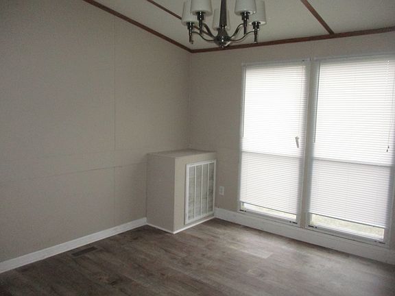 5th image of 146 Zackary St