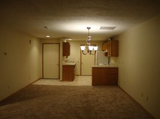 220-240 SE Kane Dr, Gresham, OR