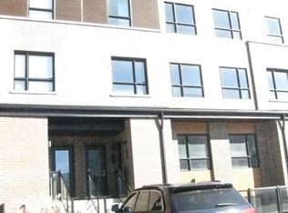 6705 Cropp St #34, Niagara Falls, ON L2E 0C1