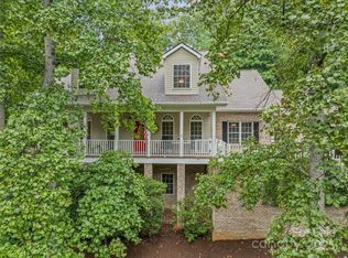 808 Old Fort Rd, Fairview, NC 28730