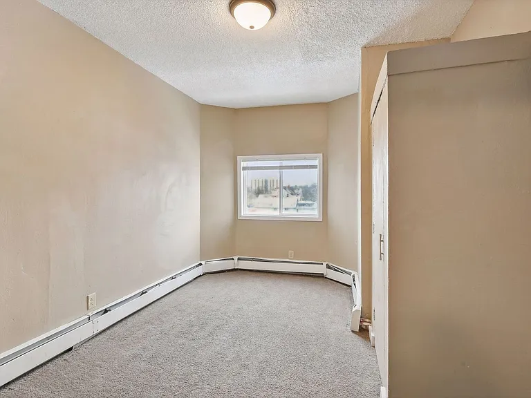 951 - 953 Desoto Street — Photo 10