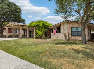 115 Springwood Ln, San Antonio, TX 78216