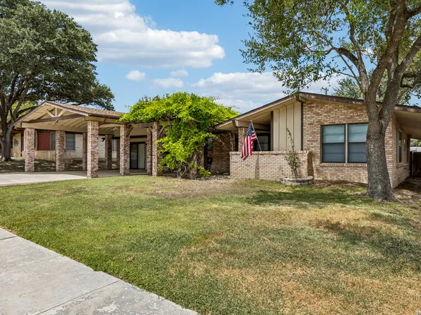 115 Springwood Ln, San Antonio, TX 78216
