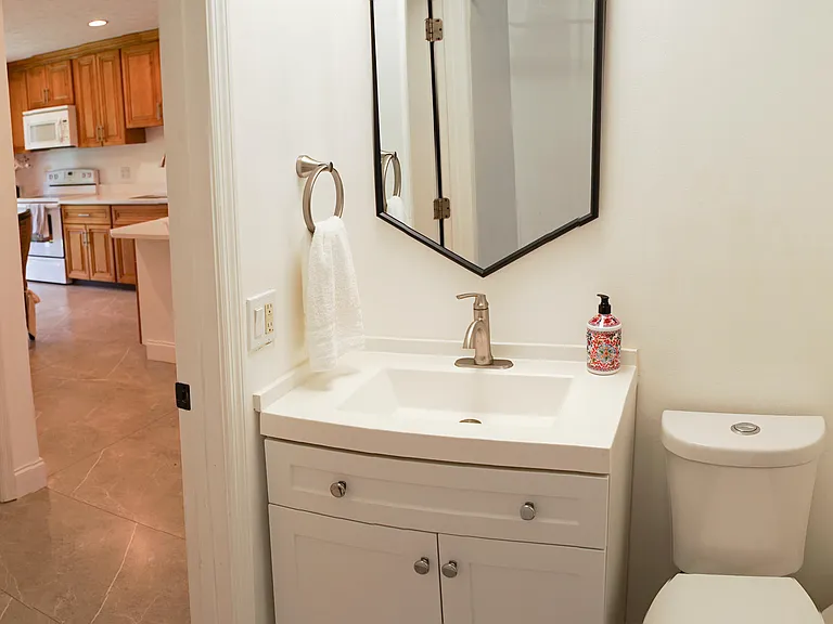 1425 Riverside Cir — Photo 22