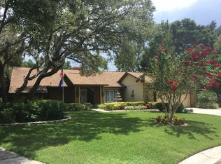 1315 Oxmoor Ct, Valrico, FL 33596