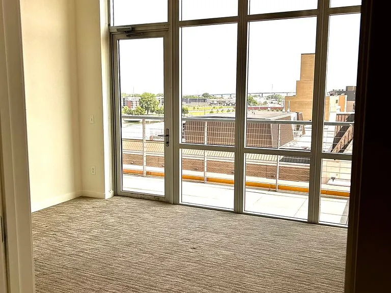 Metreau Apartments — Photo 50