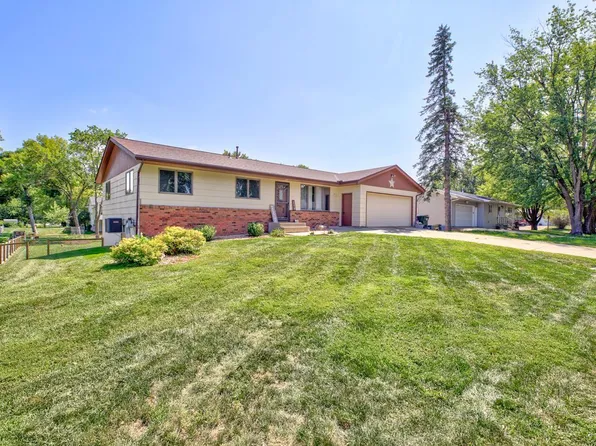 210 4th Ave NW, Lonsdale, MN 55046