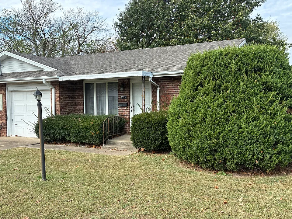 2329 N Avenue B #2329
