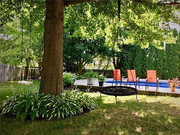 5th image of 17717 Willow Creek Way