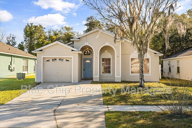 1st image of 2229 Hannah Ln