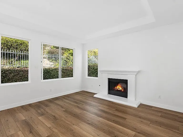 2738 Carriagedale Row — Photo 9