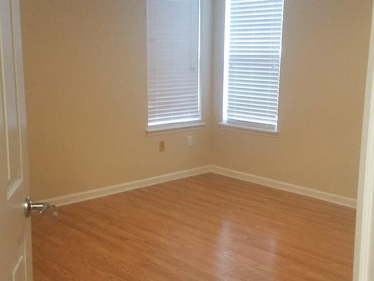 82 Elderberry Ct — Photo 15