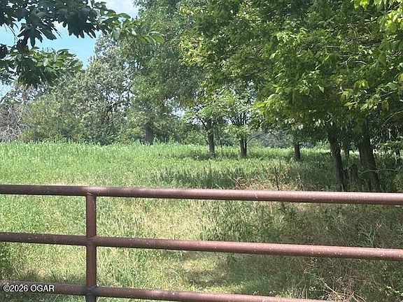 2nd image of 11438 Norway Rd