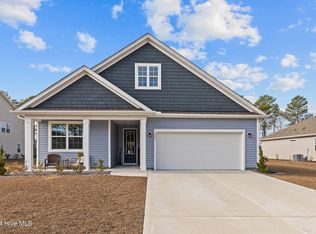 115 Ballantine Grove Ln, Newport, NC 28570