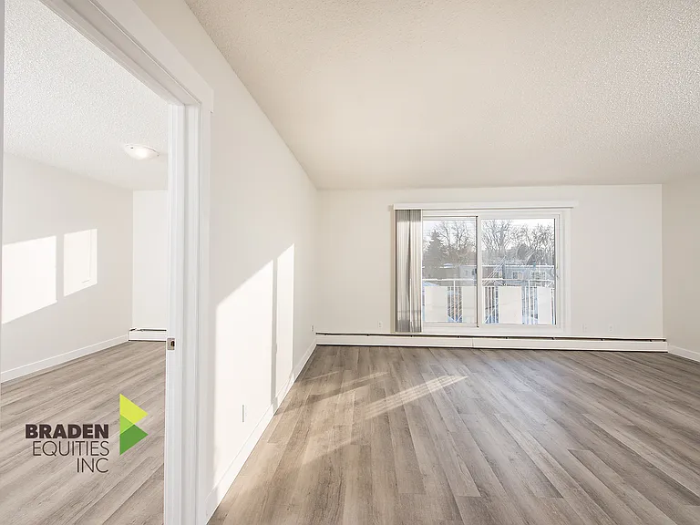 10717 81st Ave NW — Photo 54
