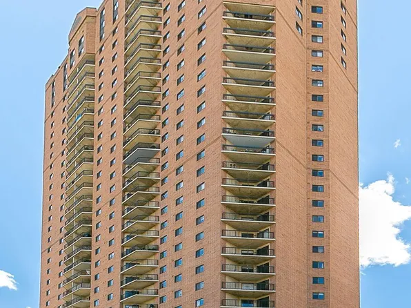 78 10th St E Unit 1001, Saint Paul, MN 55101