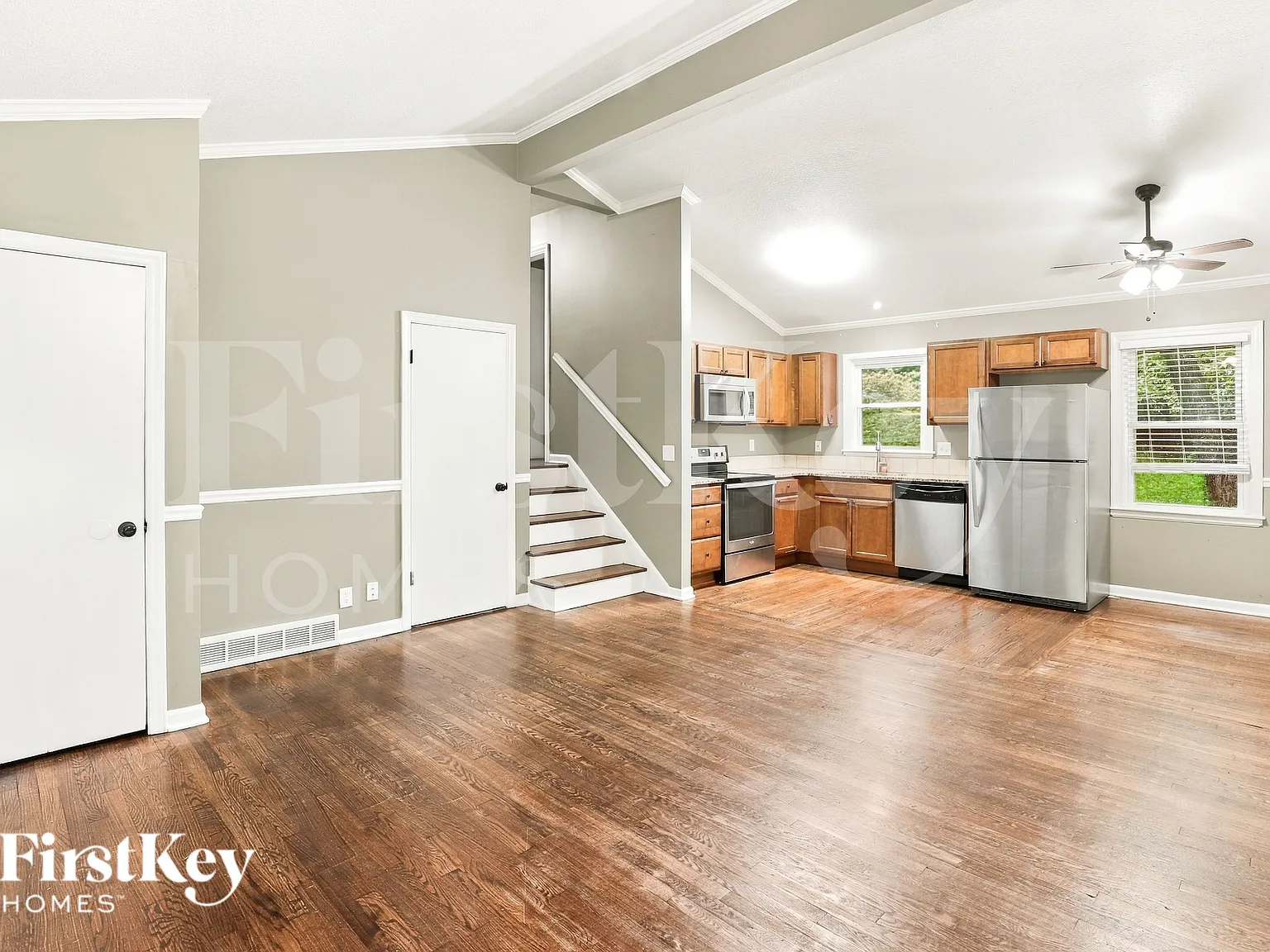 3 bed, 2.0 bath, 1372 sqft, $1,775 — Photo 3