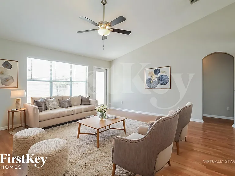 2996 Majestic Oaks Ln — Photo 5