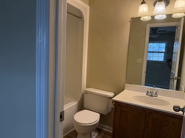 305B Lawrence Ave — Photo 8