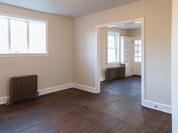 Dining room into living room