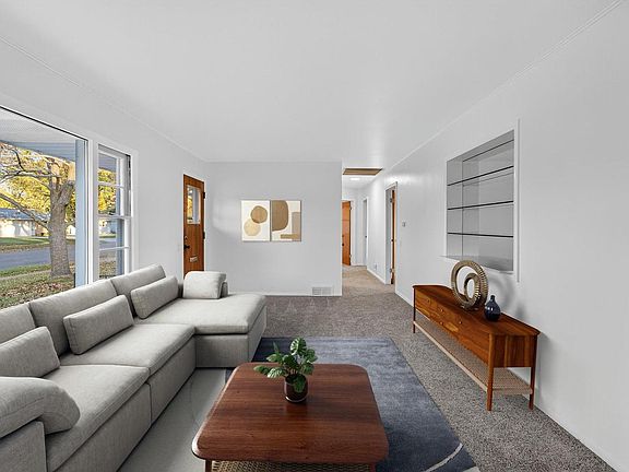 2nd image of 6829 Cooper Avenue