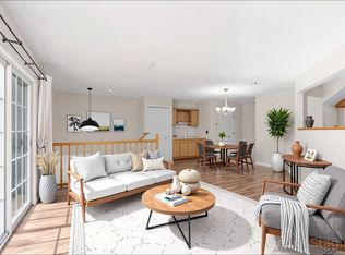 7719 Nicholas Way, Chanhassen, MN 55317