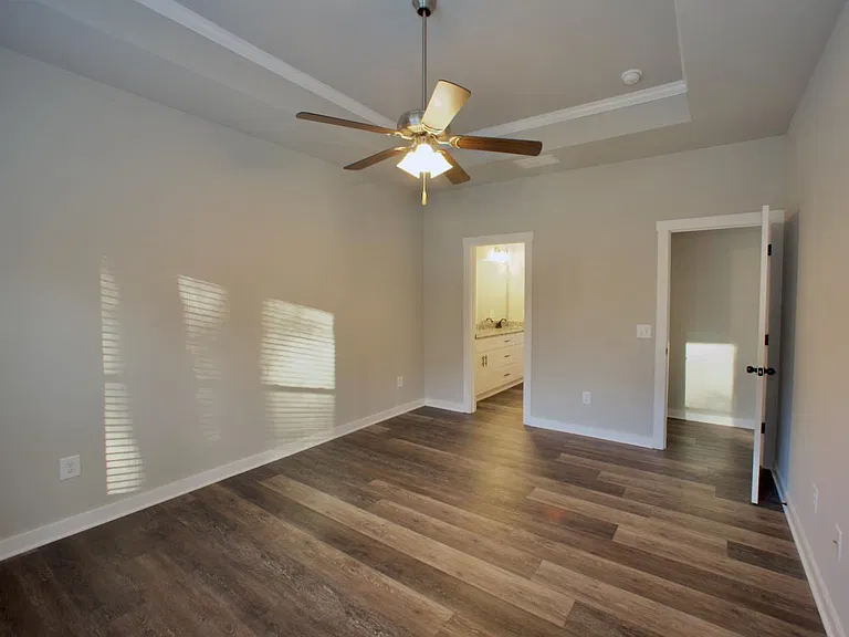 511 N Point Cir — Photo 12