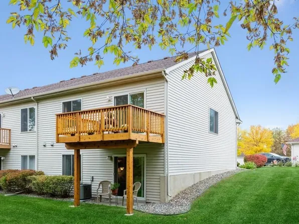 8763 Concord Ct, Inver Grove Heights, MN 55076