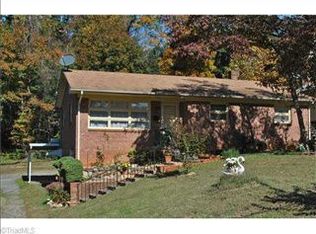 2937 Waterford Rd, Winston Salem, NC 27106