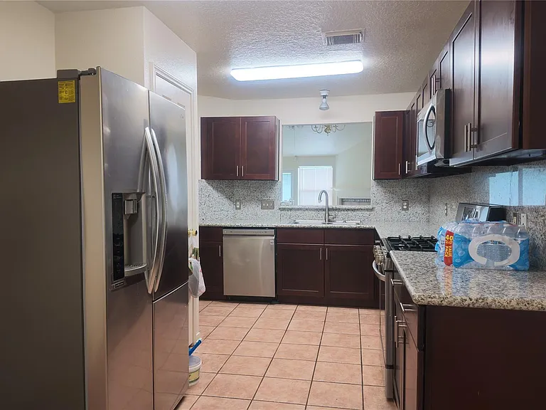 13519 Elder Bridge Dr — Photo 5