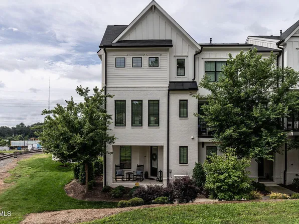1610 Draper View Loop #101, Raleigh, NC 27608
