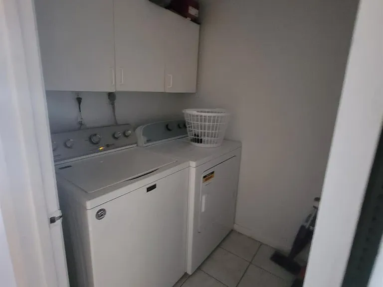 2200 S Cypress Bend Dr #308 — Photo 12