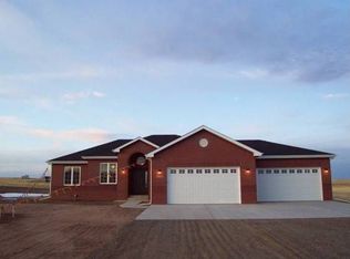 1564 Sky Top Rd, Cheyenne, WY 82009