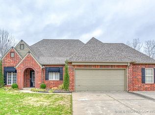 800 S 71st St, Broken Arrow, OK 74014