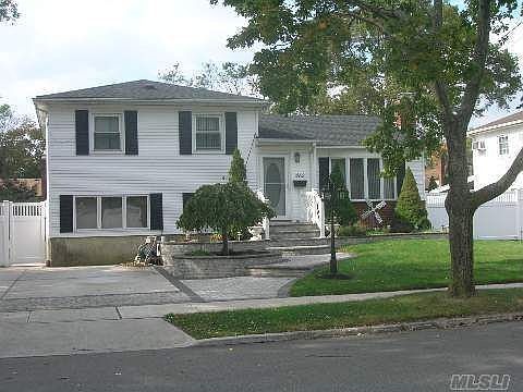 1st image of 462 Pacific St