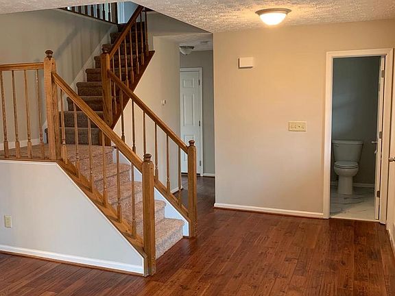 4th image of 45 Clarion Dr