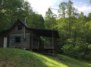 955 Little Creek Rd, Harrogate, TN 37752