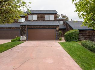 1494 Oakridge Park Rd, Santa Maria, CA 93455