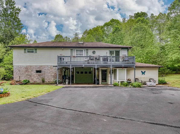 202 Arrowhead Rd, Erwin, TN 37650