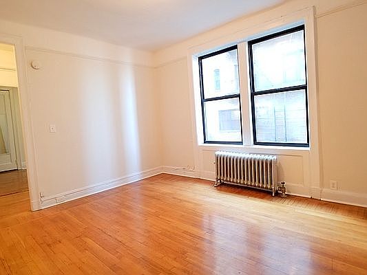 4th image of 138 Haven Ave APT 1A