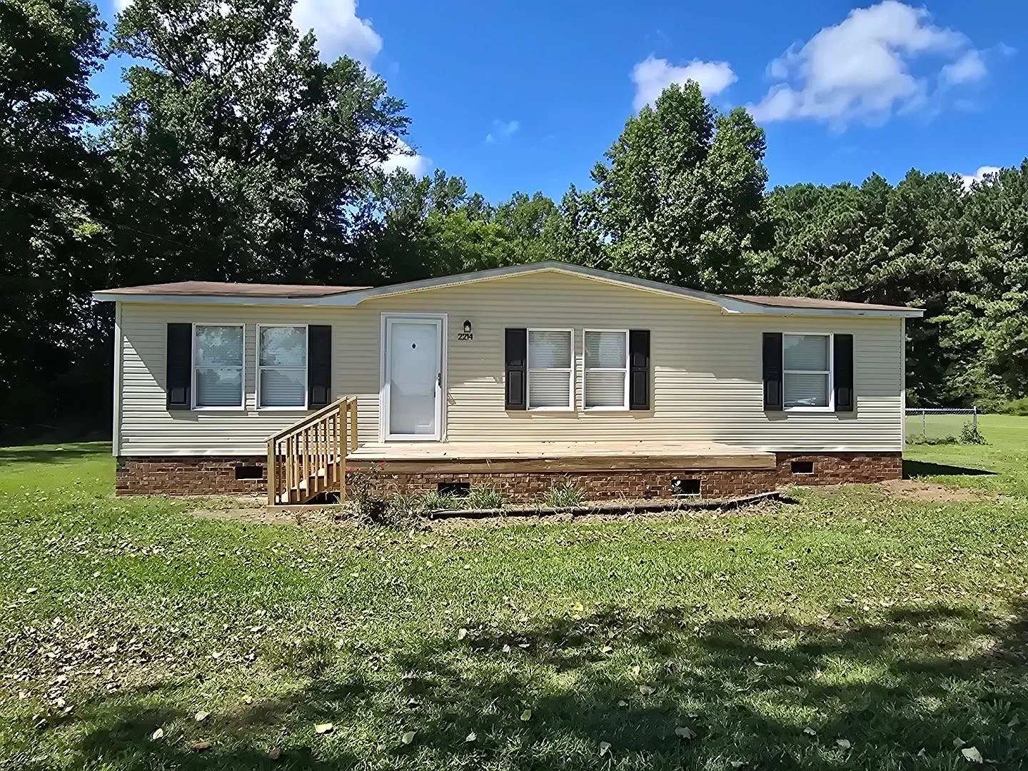 Country Living- Newly Renovated 3 Bedroom, 2 Bath — Photo 1