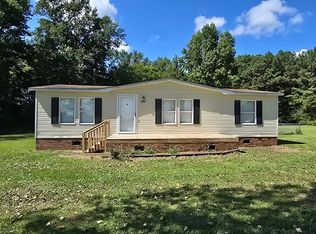 2214 Sivertsen Rd, Autryville, NC 28318